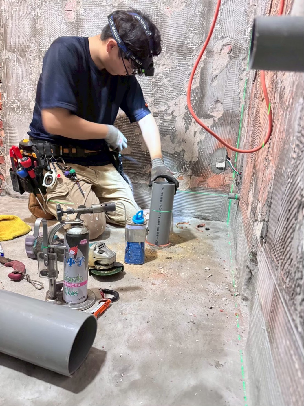 室內排水管路與雷射放樣