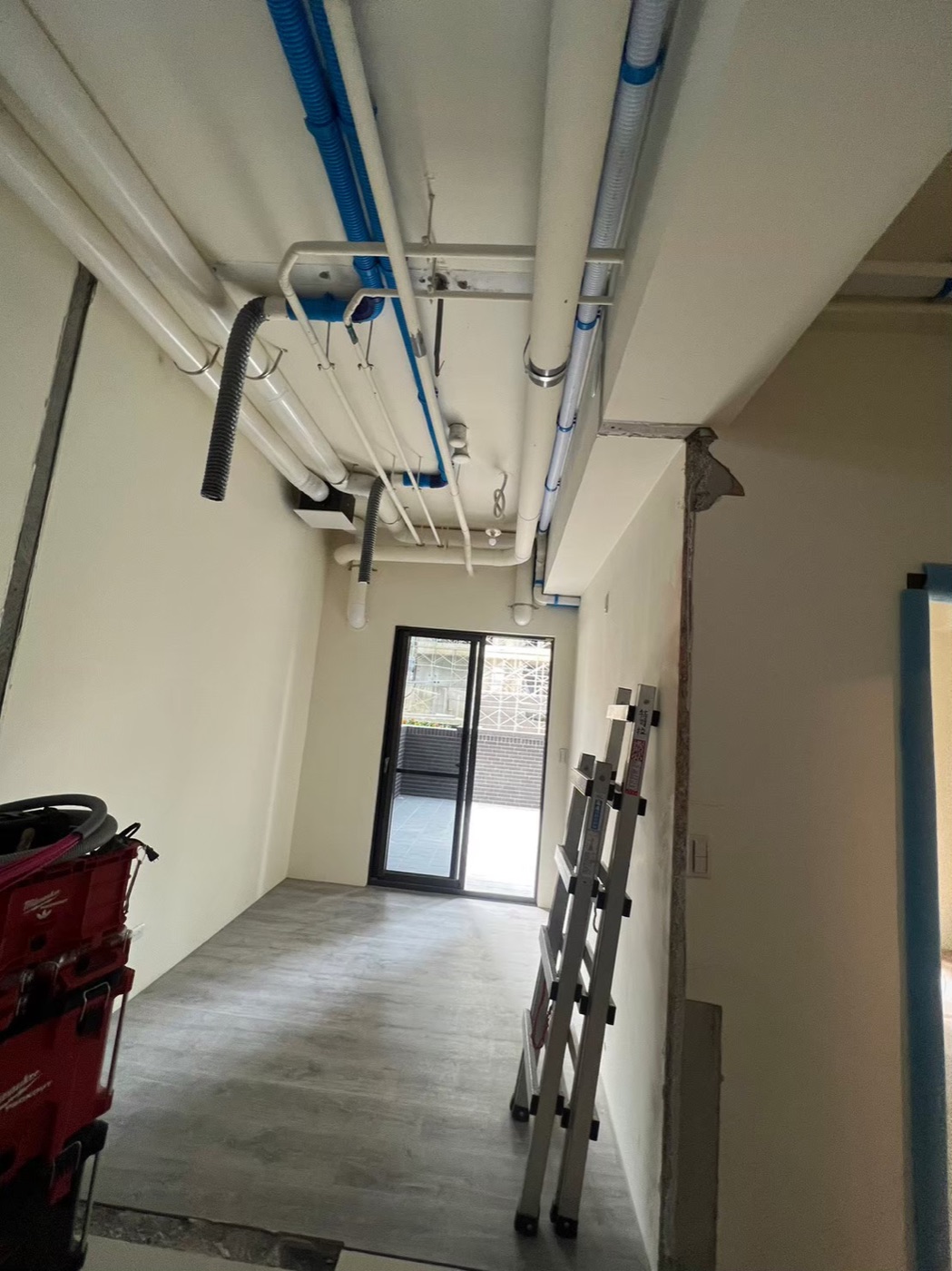 新成屋給排水與空調管線